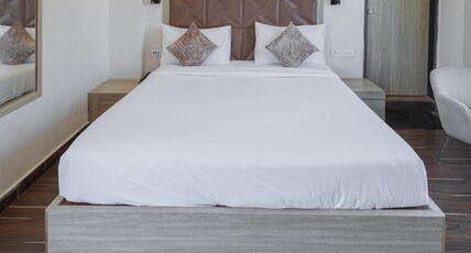 Carina Retreat Resort Room Type - Deluxe Room Carina Retreat Resort Room Type - Deluxe Room