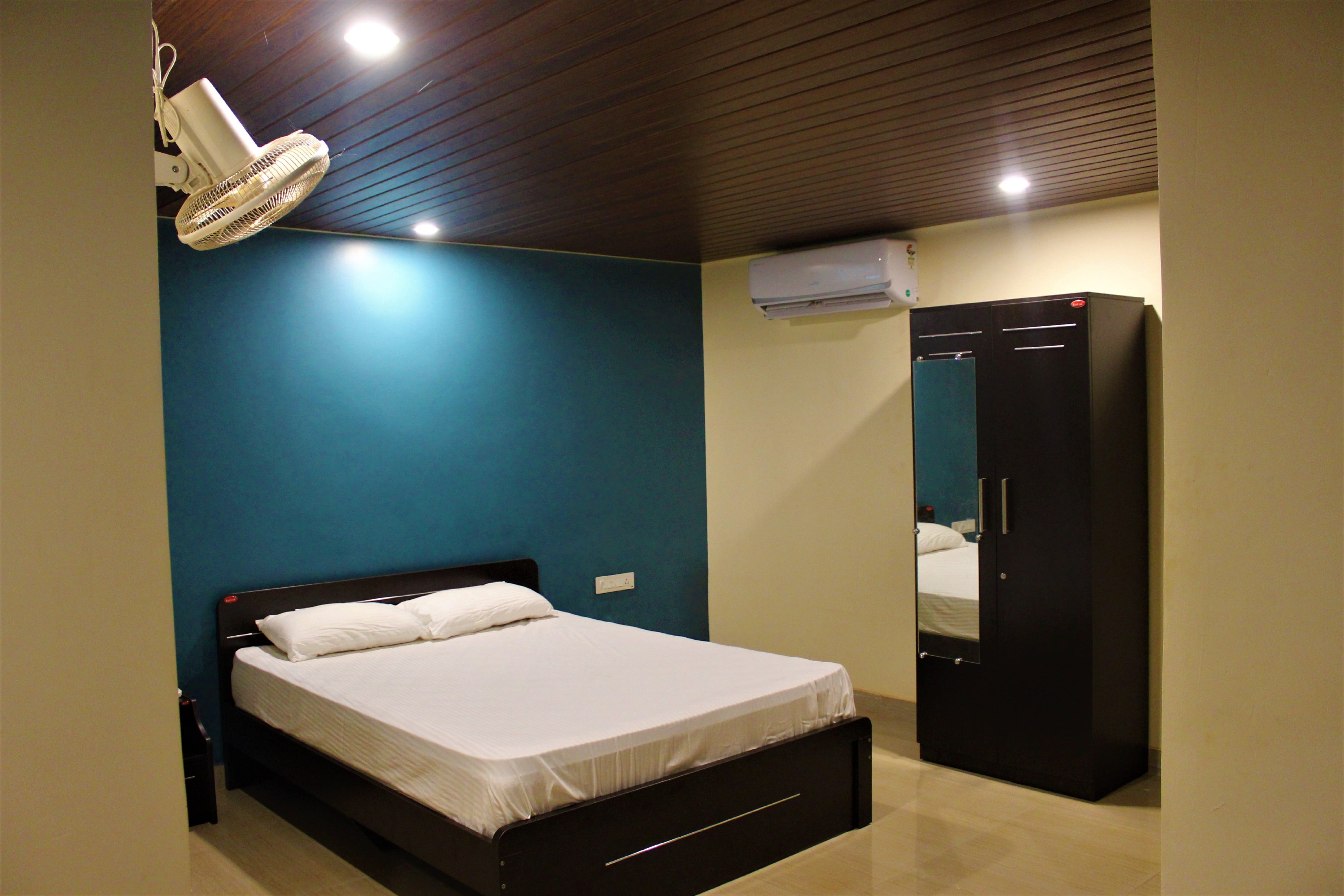 Vishraanti Beach Stay | Rooms & Restaurant - Tap to explore photos