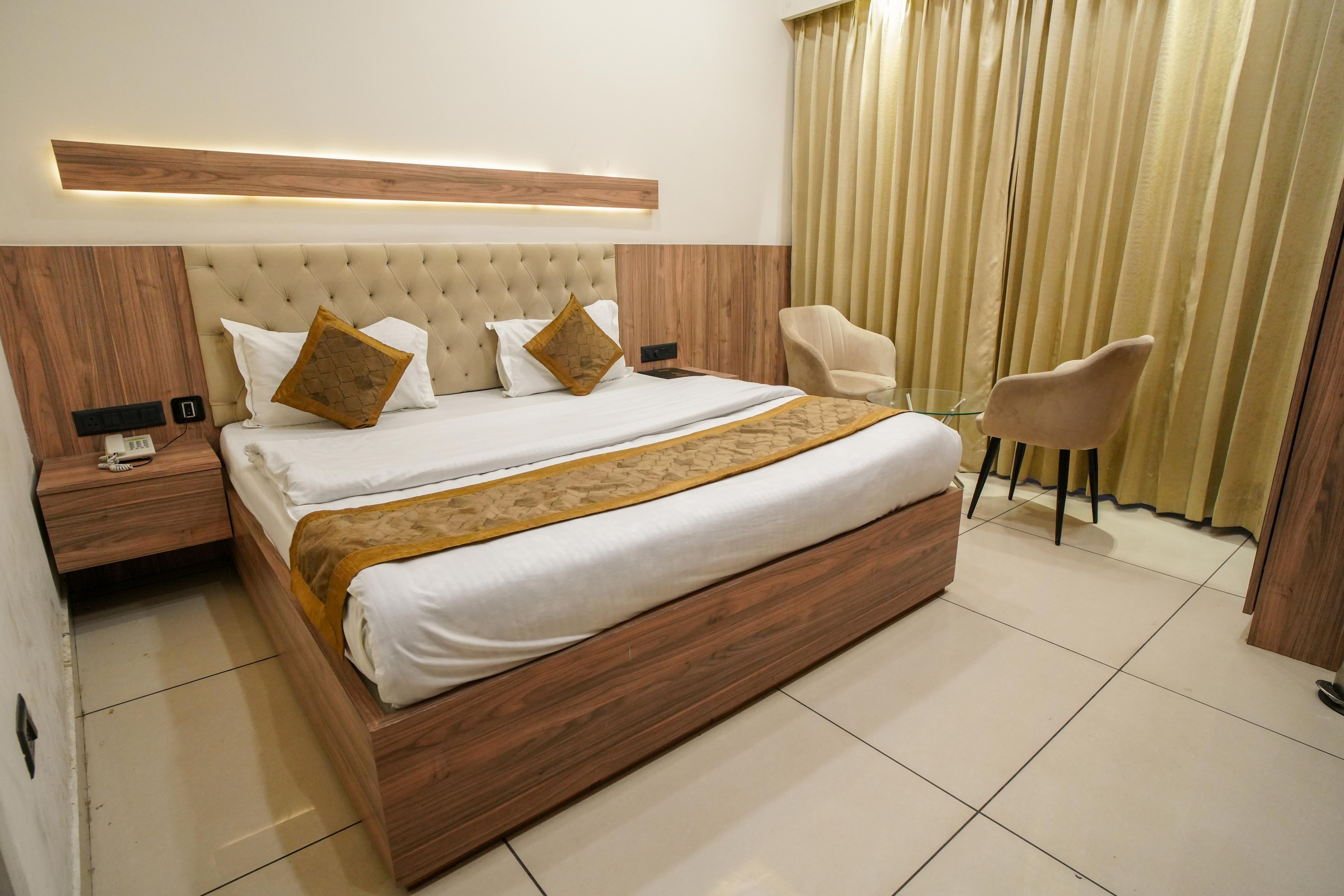 Jannat Hotel, Chamba Himachal Room Type - Semi Deluxe