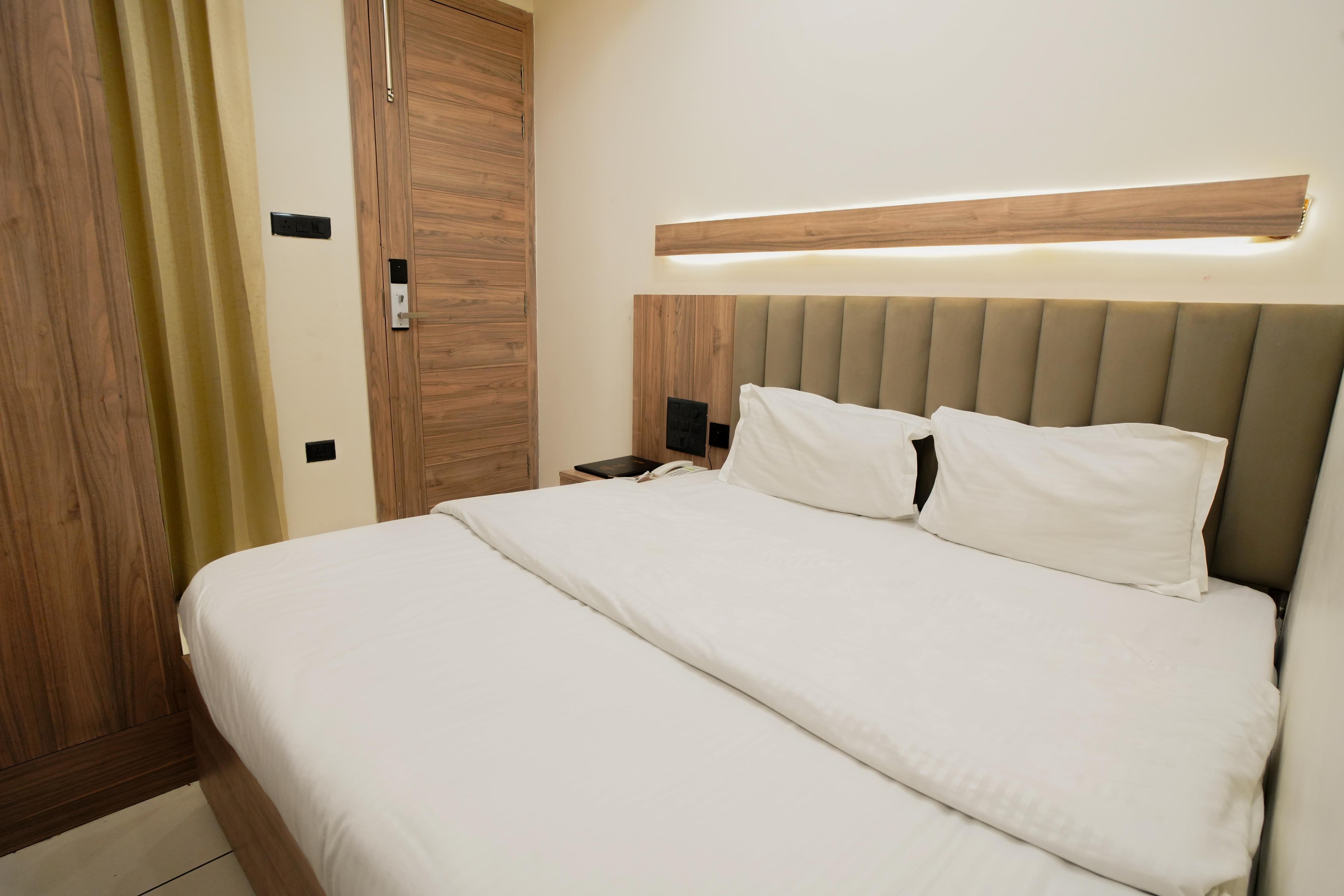 Jannat Hotel, Chamba Himachal Room Type - Economy Room