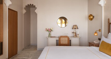 Mewar Manor by My Downtown Hotels - Jhadol Haveli Room Type - Courtyard Suite