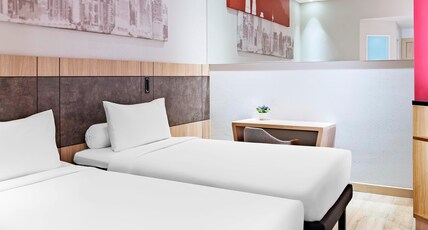 Ibis Kuala Lumpur City Centre Room Type - Standard Room with 1 double bed Ibis Kuala Lumpur City Centre Room Type - Standard Room with 1 double bed