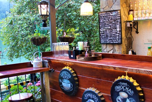 Lake Side Inn Nainital