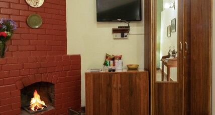 Sherlock Homes Room Type - Standard