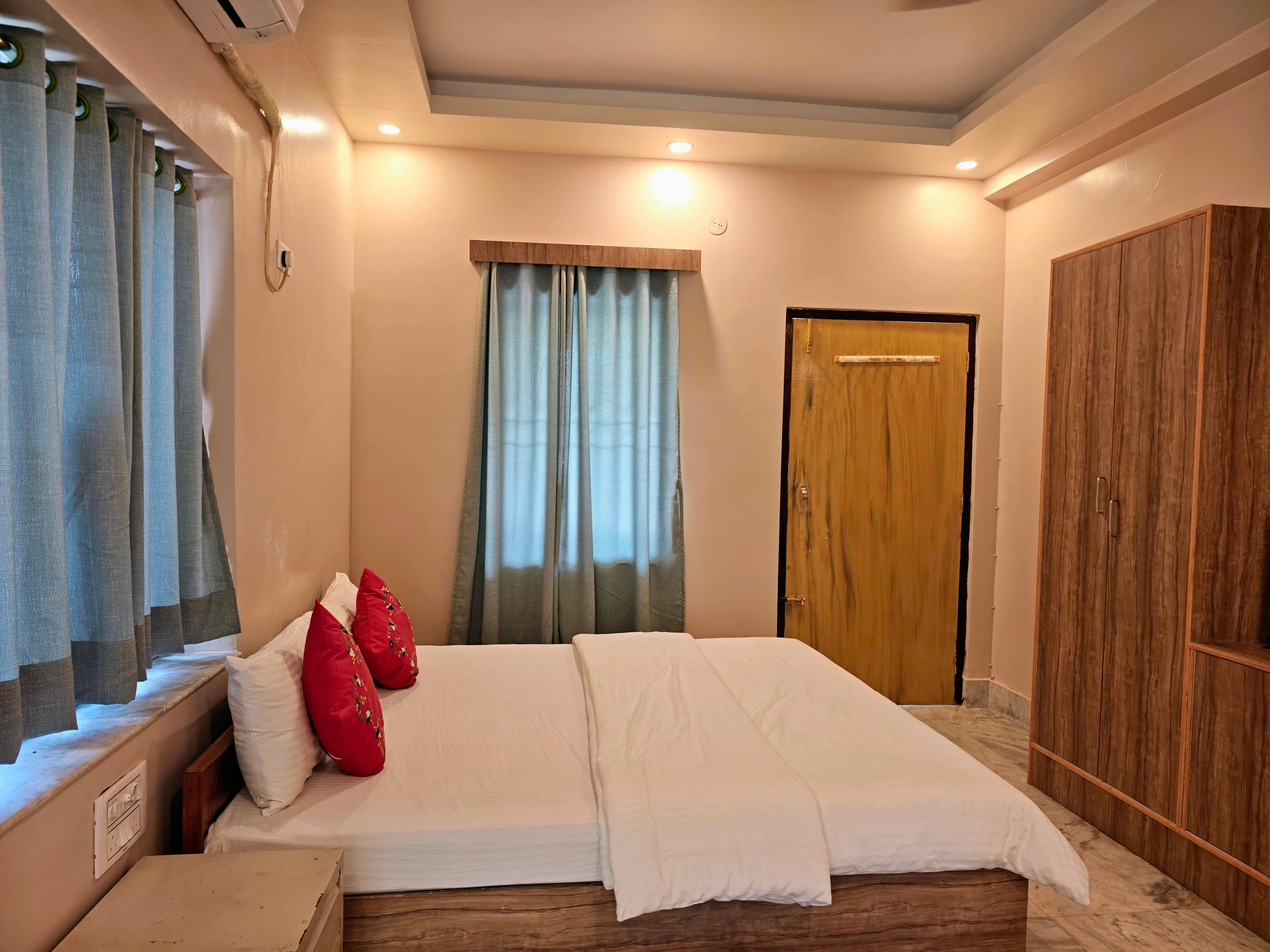 Shophori Wellness Retreat - Tap to explore photos