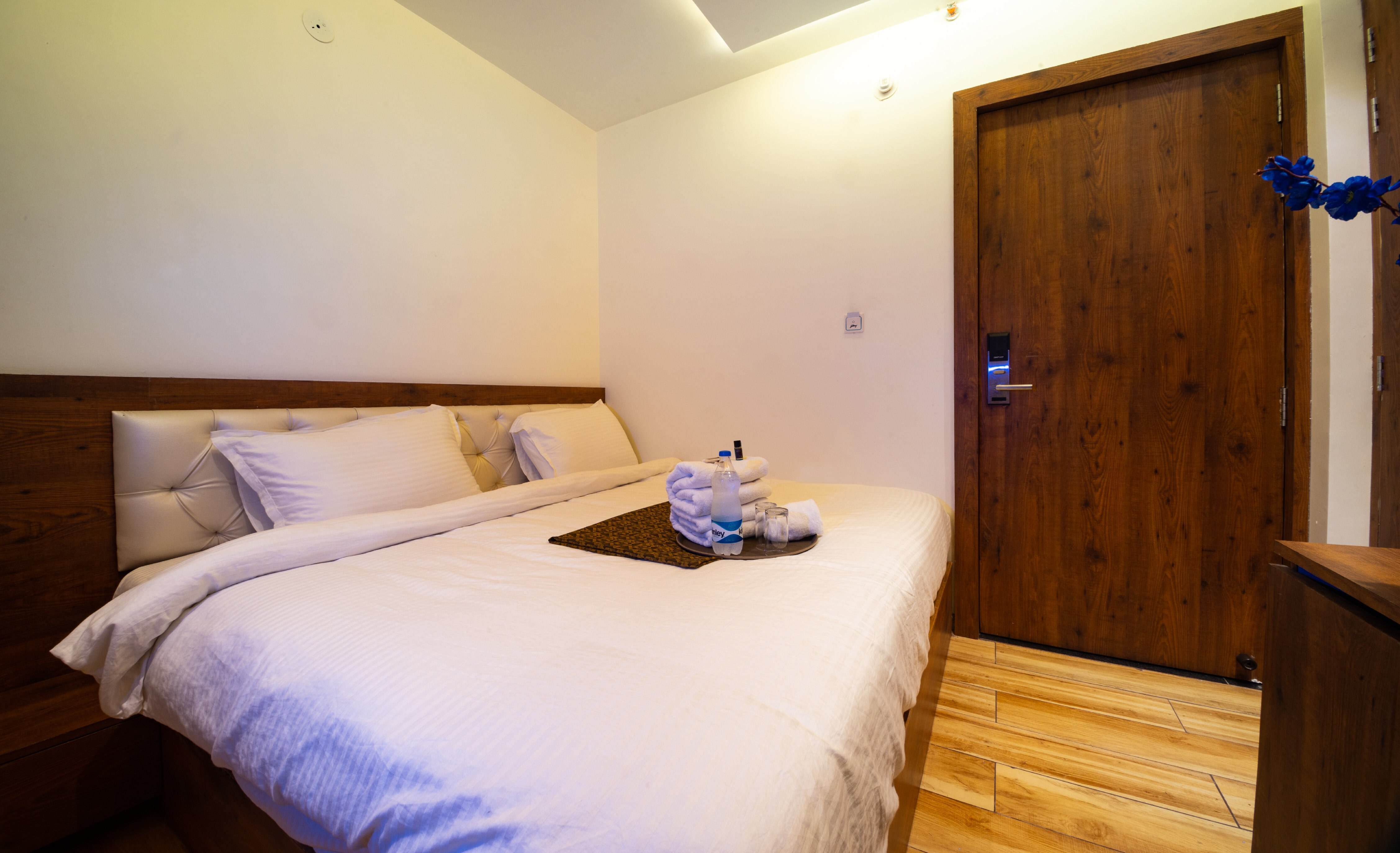 Hotel Aishwarya - Tap to explore photos