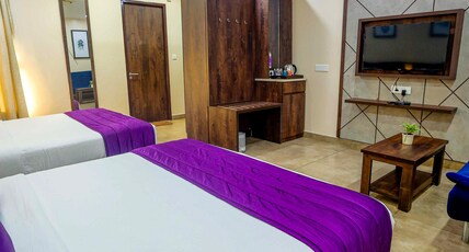 Anna Residency - White Town Room Type - Grand Family Studio Suite | 2 King Beds | Sleeps up to 05 Anna Residency - White Town Room Type - Grand Family Studio Suite | 2 King Beds | Sleeps up to 05