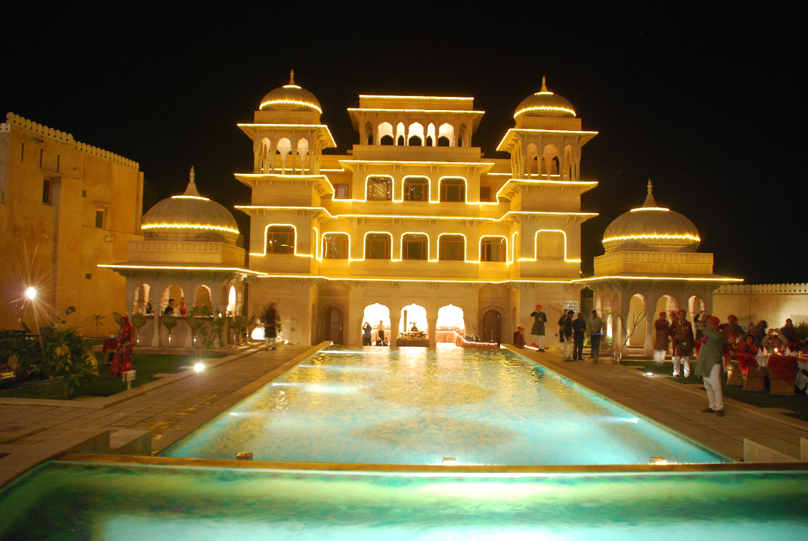 Hotel Castle Mandawa - Tap to explore photos