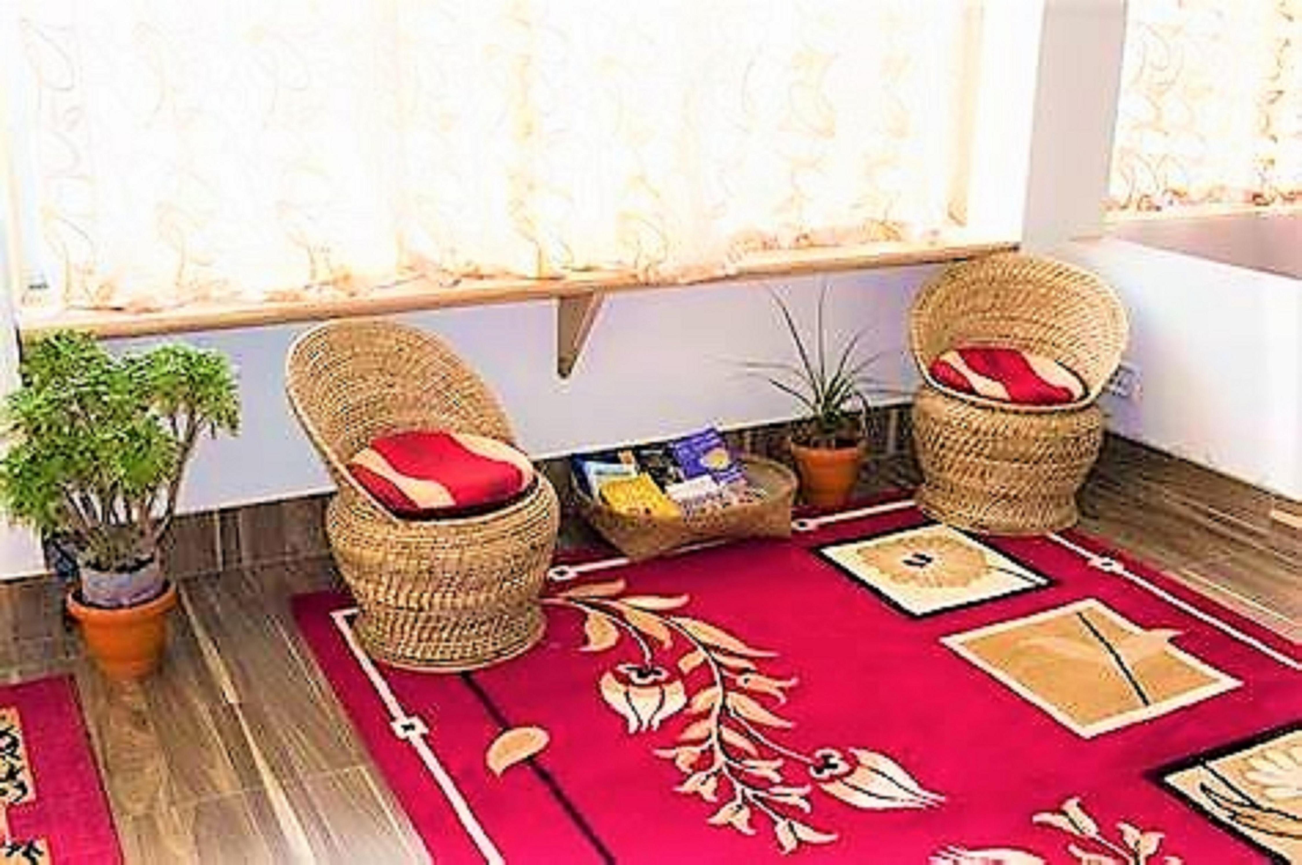 StayApart Bandu Homestay - Tap to explore photos