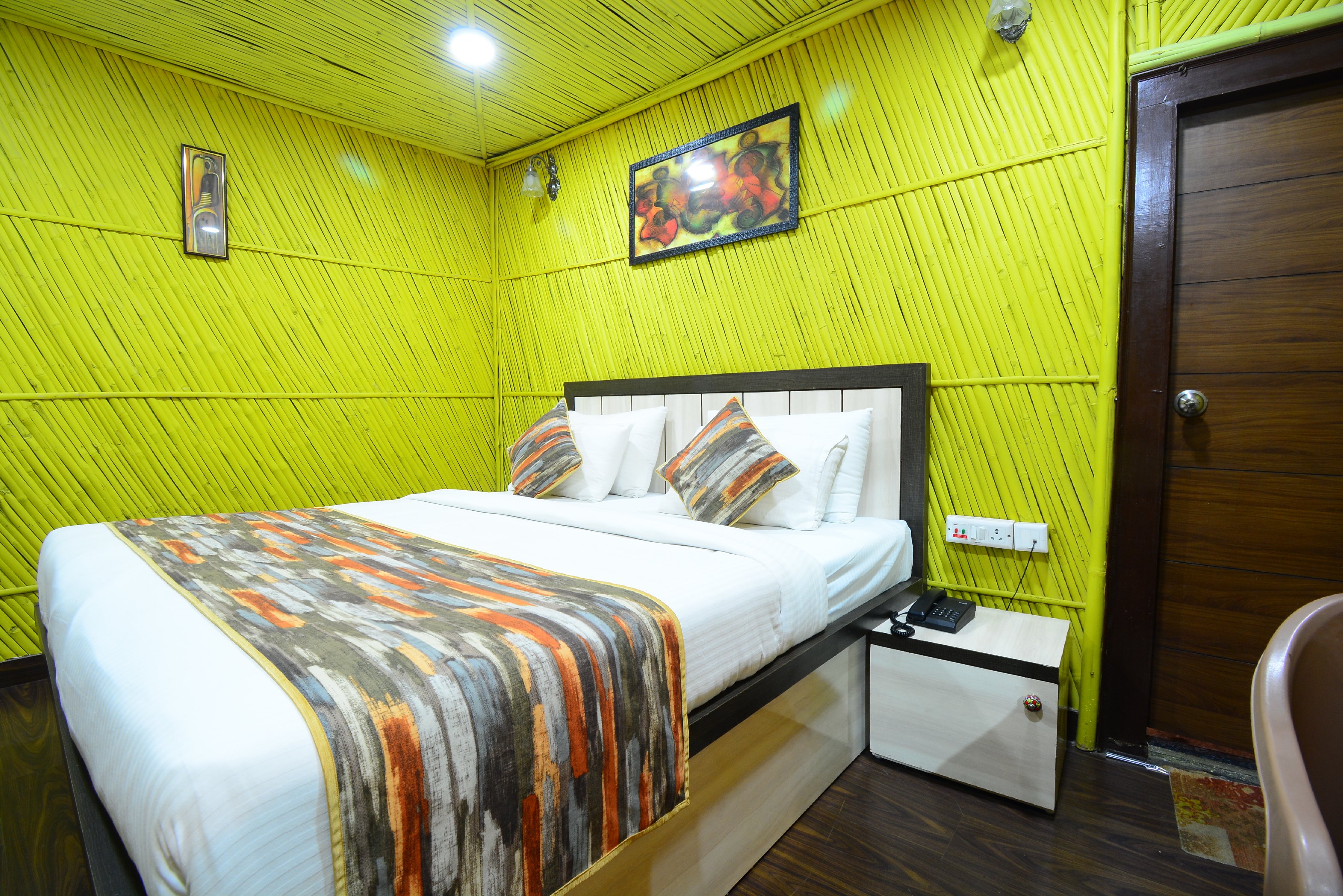Hotel Bamboo Castle Room Type - BAMBOO SUPER DELUXE