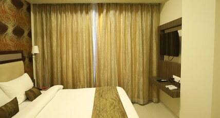 Hotel Seven Sky Room Type - Platinum Twin