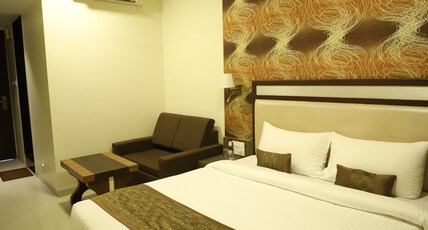 Hotel Seven Sky Room Type - Diamond Room