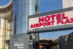 Hotel Airport Plaza