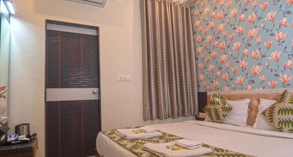 Oasis Park Room Type - Standard Double Bed Room