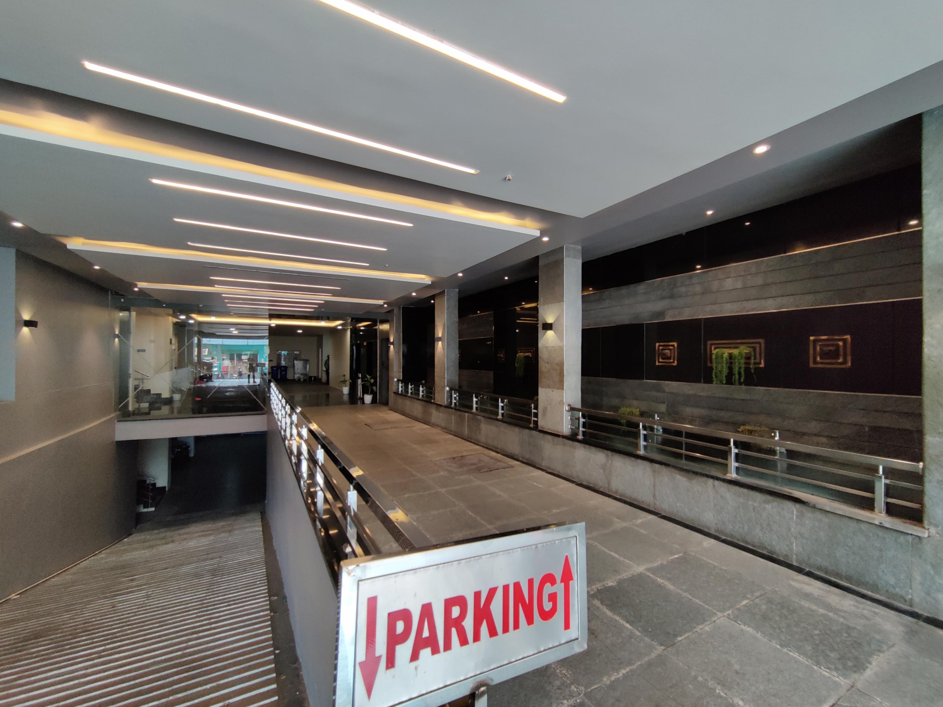 Park Signature Hotels - Royal Benza - Tap to explore photos