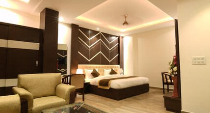Hotel V Grand Room Type - Suite Room Hotel V Grand Room Type - Suite Room