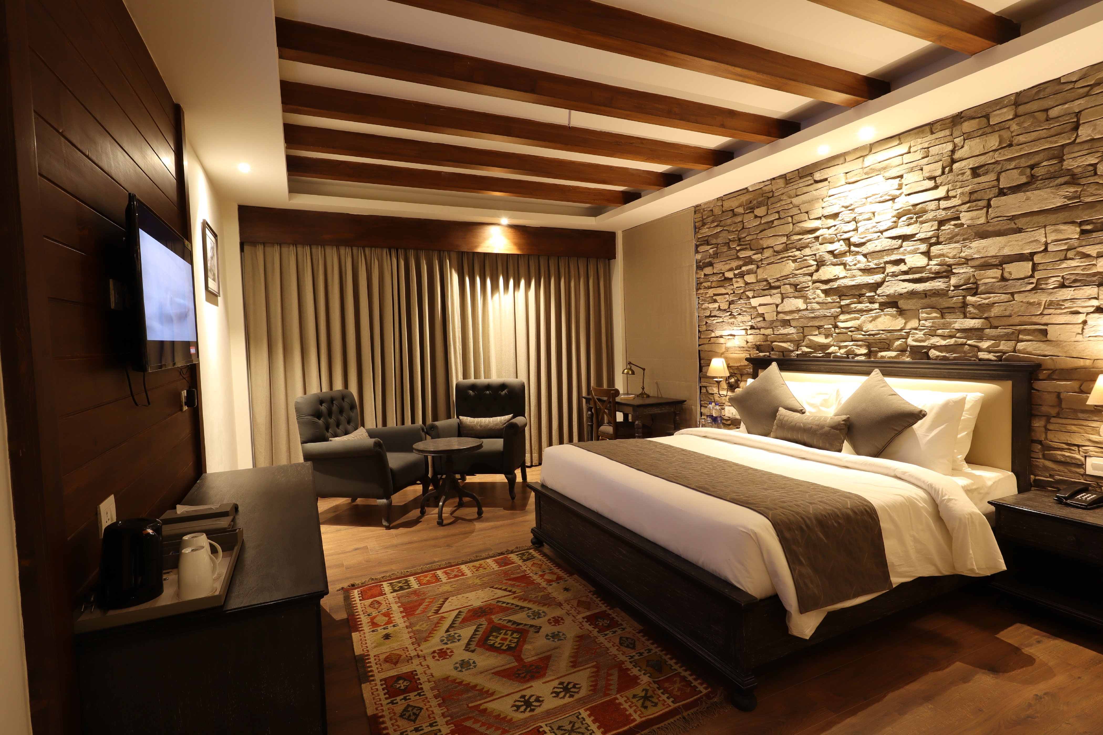 Sylvan Hues Boutique Resort - Tap to explore photos