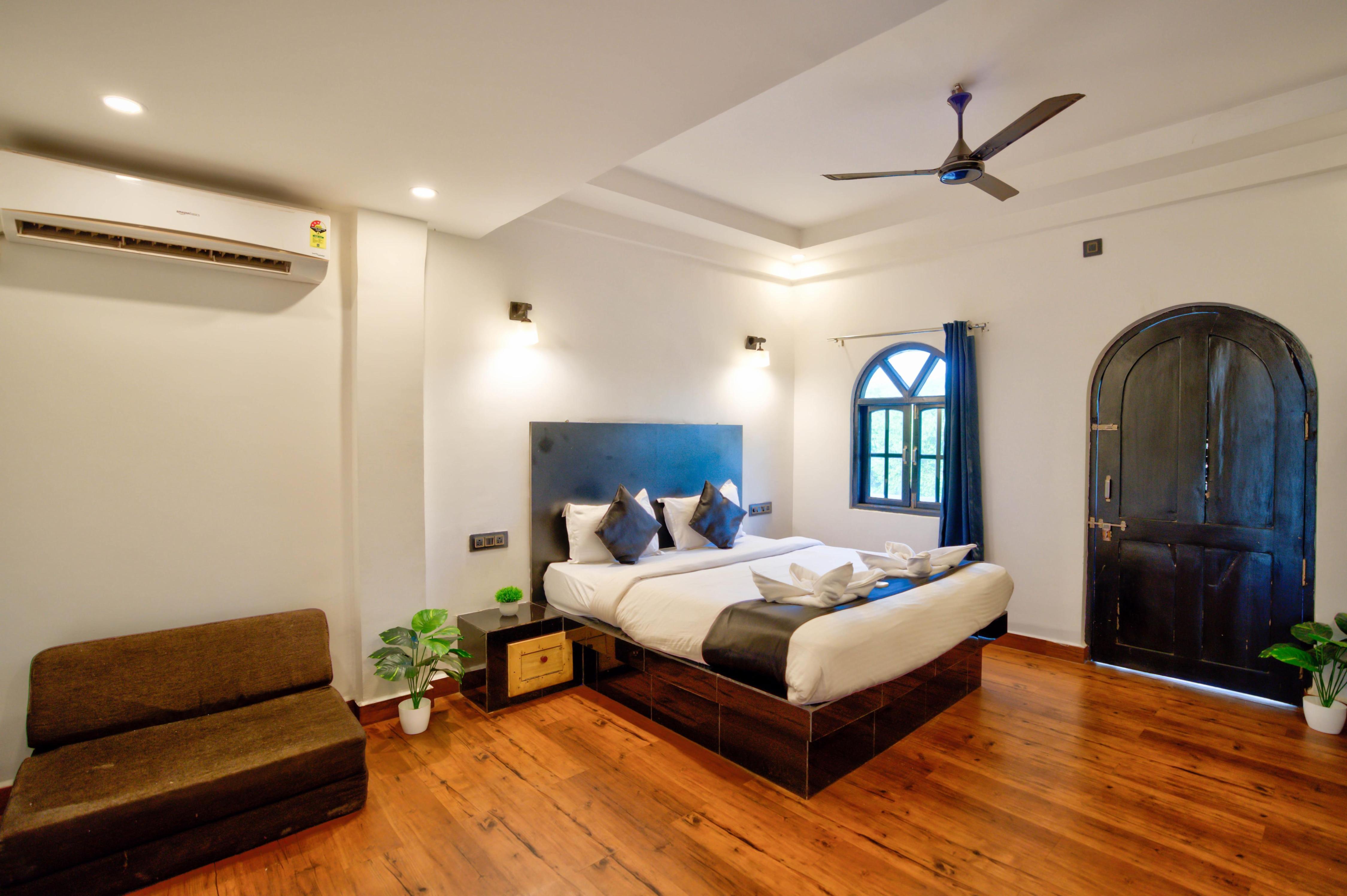 Vaggi's Place Room Type - Triple Room with Balcony