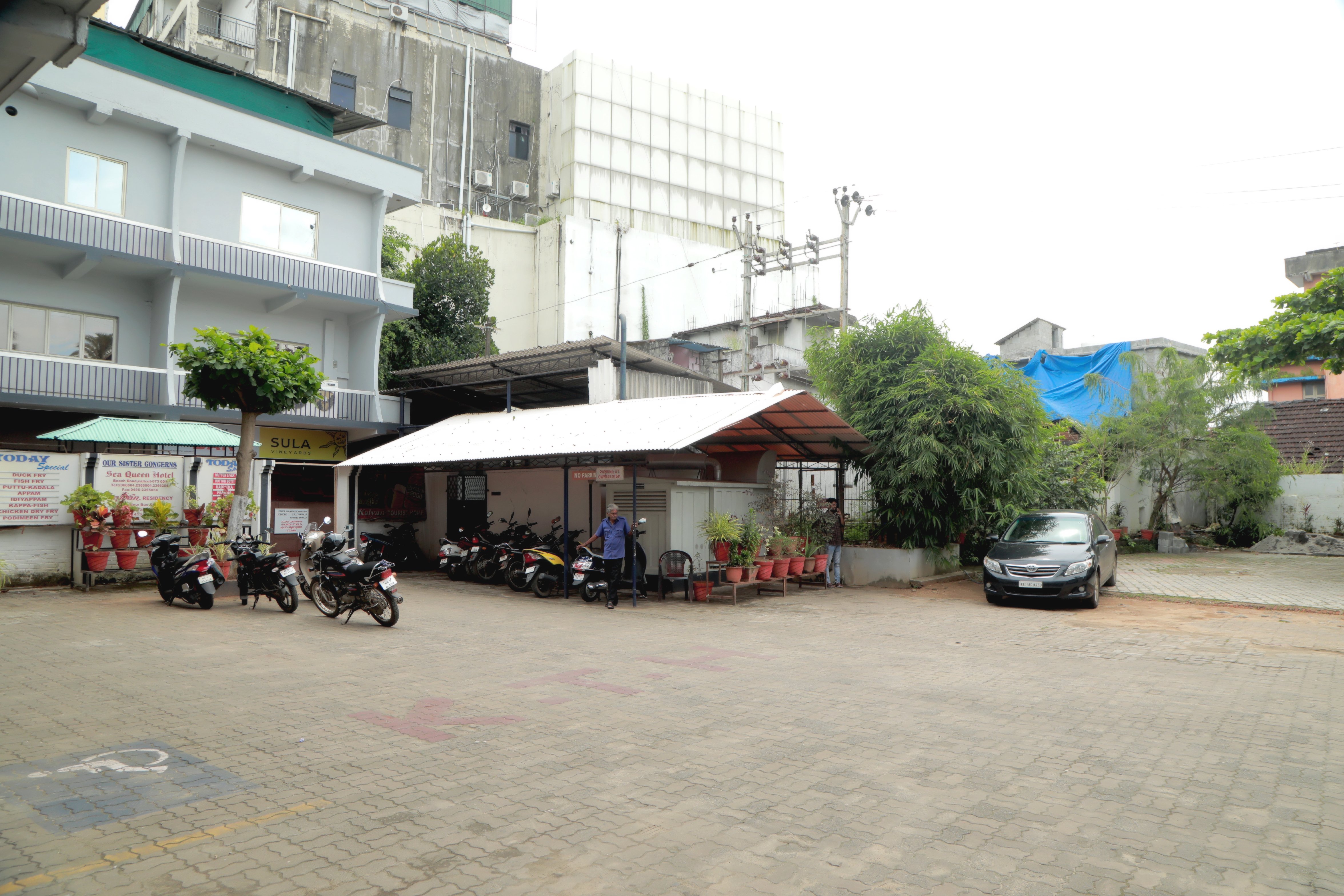 Kalyan Tourist Home - Tap to explore photos