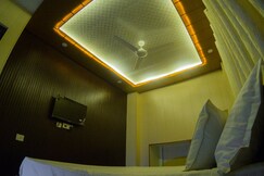 Himalayan Musaafir Guest House  & Restaurant