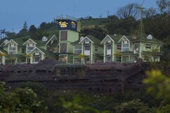 Foggy Knolls Resort