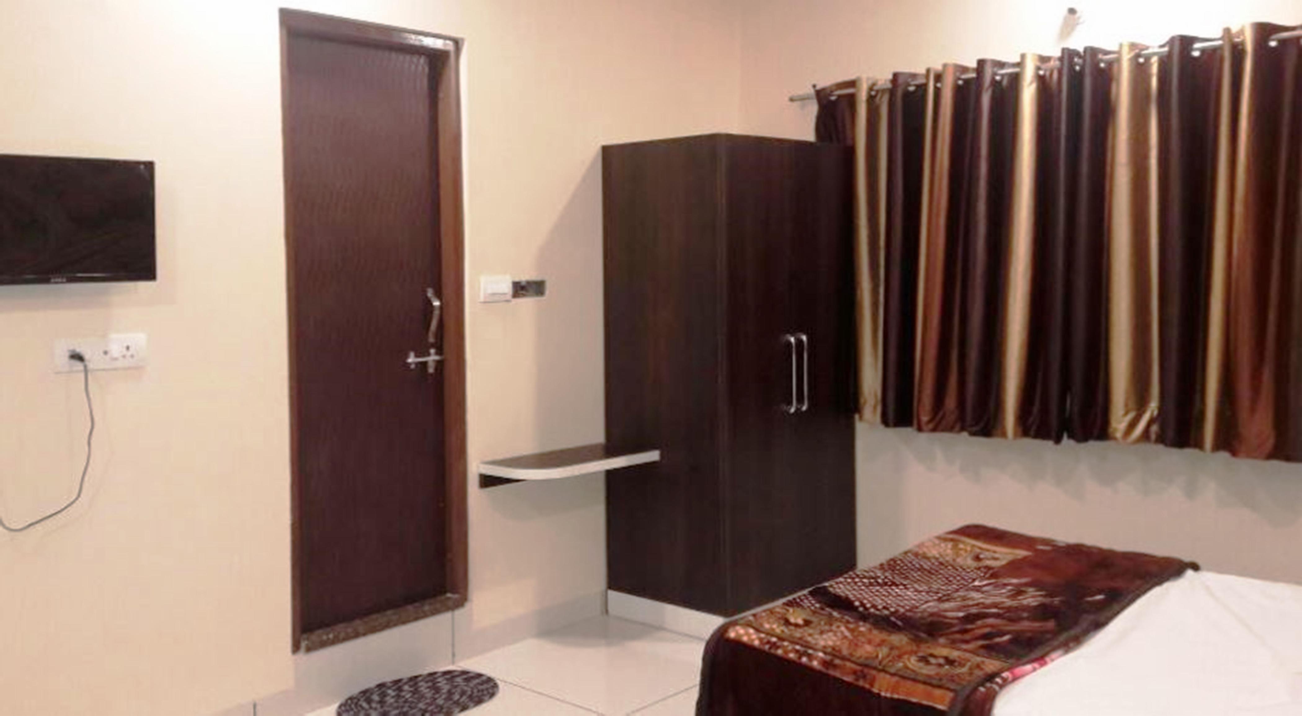 Shehnayi Residency - Tap to explore photos