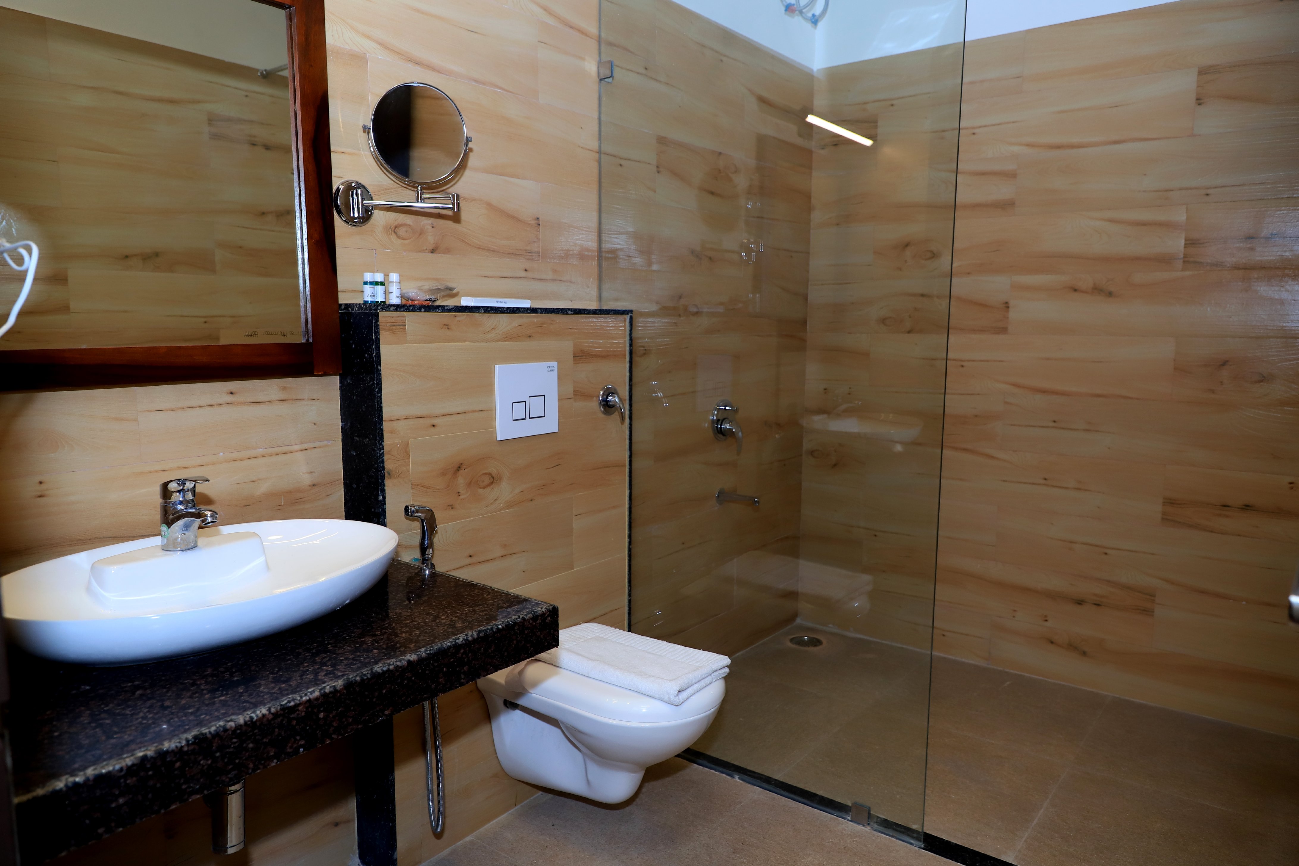 Aroma Resort - Tap to explore photos