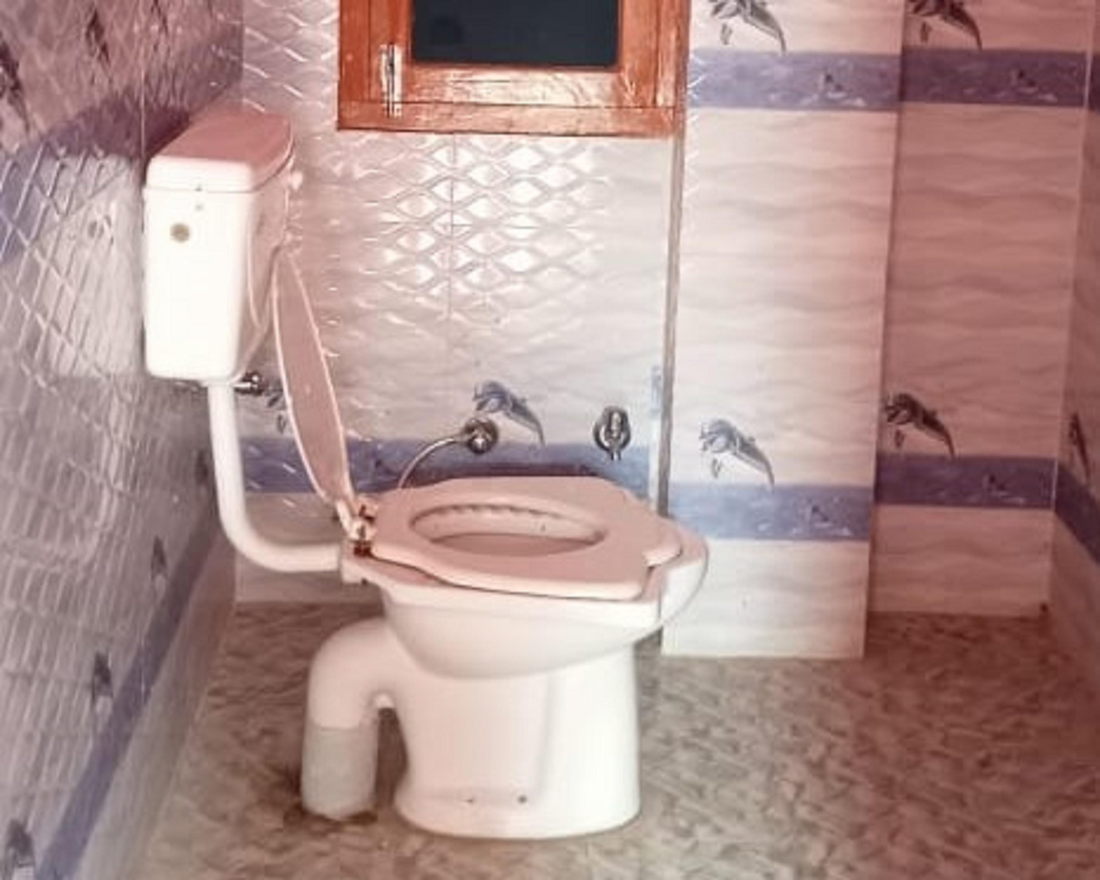 Shhandil Homestay | Rooms & Kitchen - Tap to explore photos