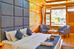 Nirvana Hills Balcony with Mountain View 