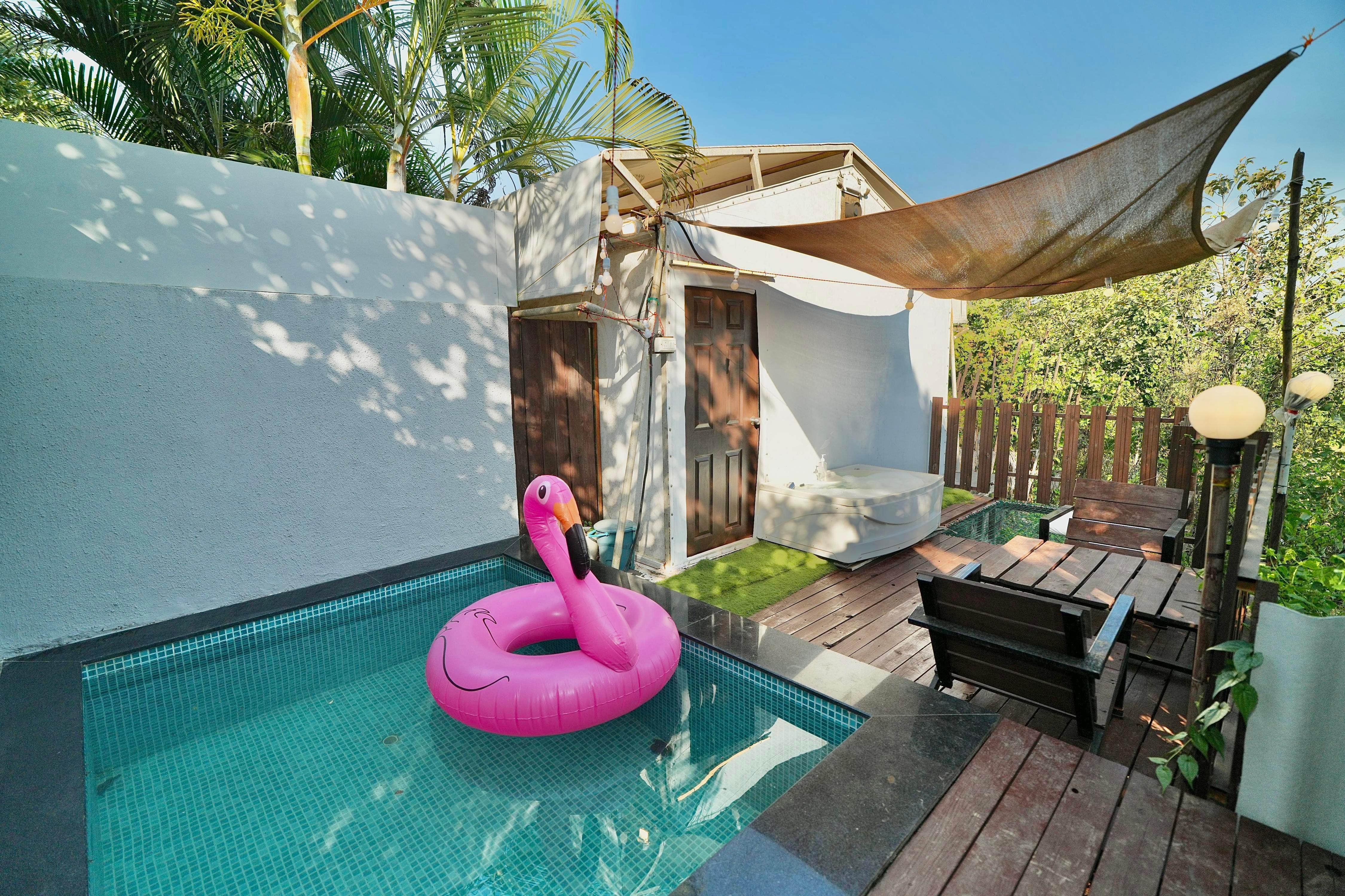 Canvas Resort | Luxury Tents & Rooms Room Type - Aqua Glamp-sky bathtub 2
