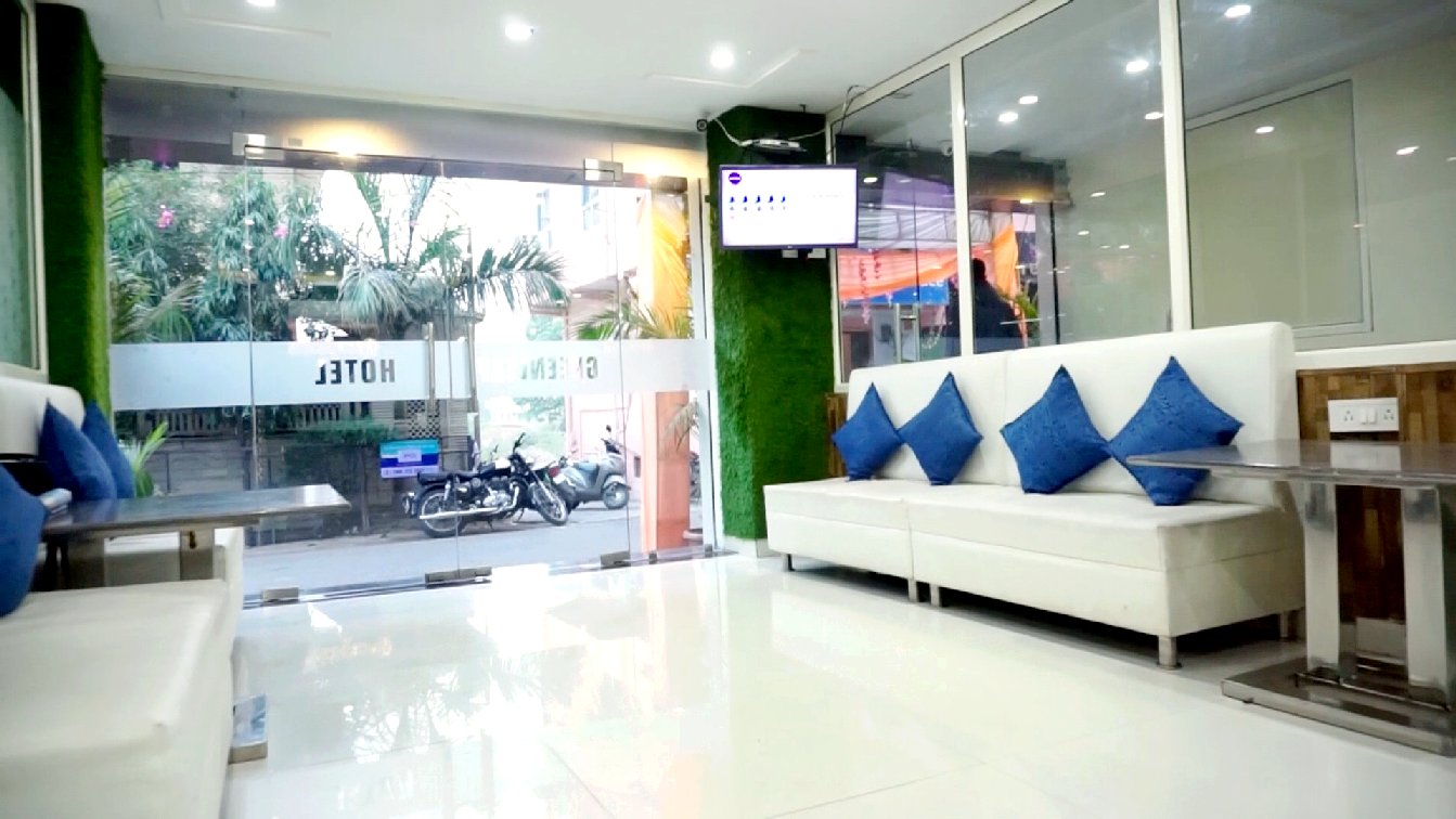 Omatra Homestay | Rooms at Green Leaf - Tap to explore photos