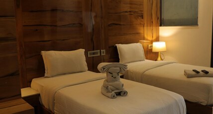 Hotel Daffodils Inn Room Type - Executive Twin Hotel Daffodils Inn Room Type - Executive Twin