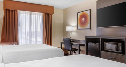 Best Western Aspen Hotel Room Type - 2 Queen Beds, Non-Smoking, Jetted Tub, Wi-Fi, Microwave And Refrigerator, Full Breakfast Best Western Aspen Hotel Room Type - 2 Queen Beds, Non-Smoking, Jetted Tub, Wi-Fi, Microwave And Refrigerator, Full Breakfast