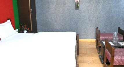 Hotel Sanand Heritage @Nakki Lake Room Type - Classic Ac Rom