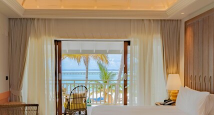 SAii Lagoon Maldives, Curio Collection by Hilton Room Type - TWIN SKY ROOM