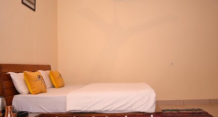 Camp Hornbill Room Type - Grey Hornbill Stone Cottage with Garden View