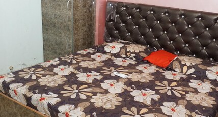 HOTEL DMC AMRITSAR Room Type - DELUXE Room