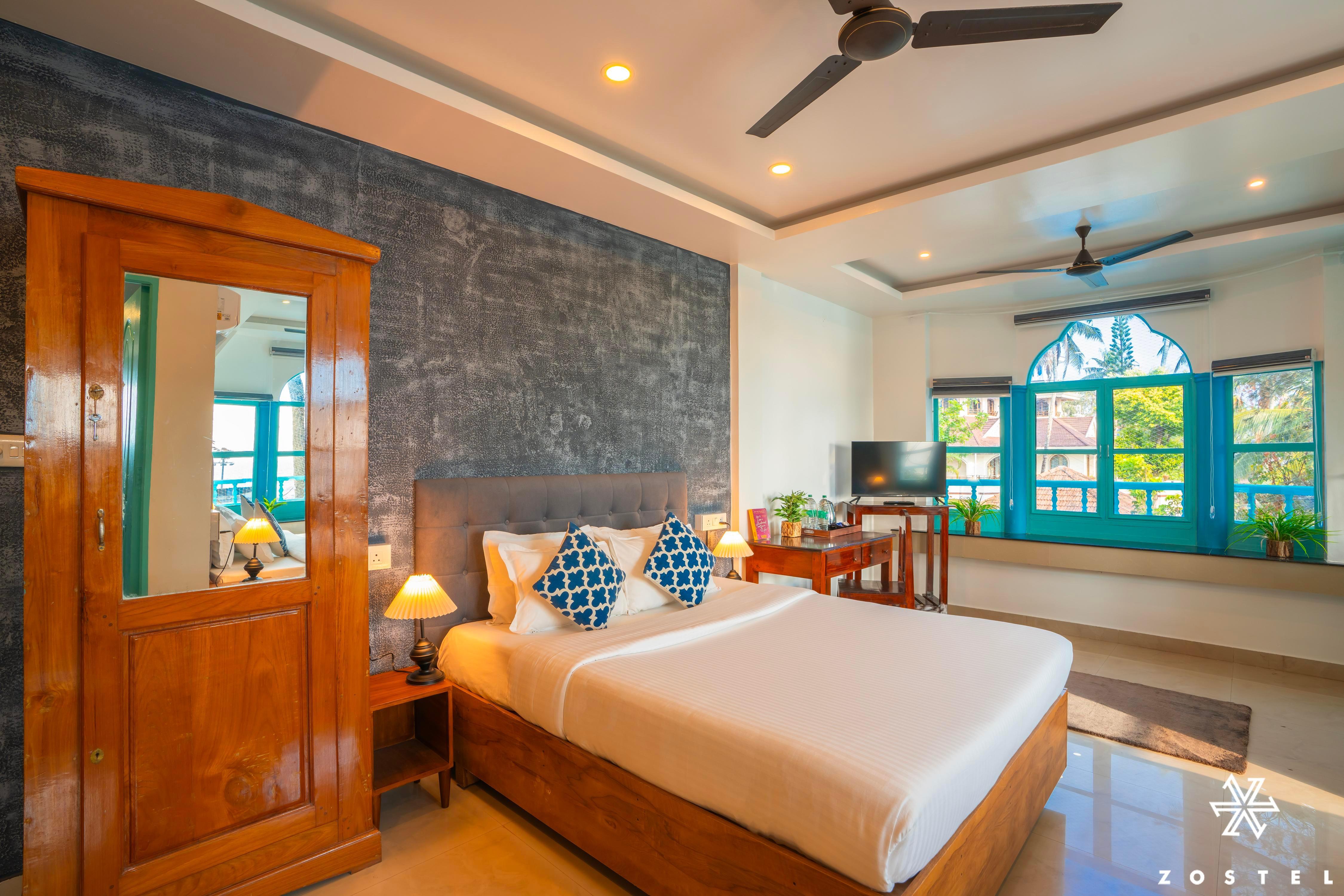 Zostel Varkala Room Type - Superior Quadruple Room (with balcony)