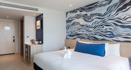 Brighton Grand Hotel & Convention Pattaya Room Type - Deluxe Harbor View Brighton Grand Hotel & Convention Pattaya Room Type - Deluxe Harbor View
