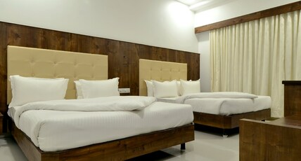 HOTEL DWARKA PARK Room Type - FOUR BED FAMILY ROOM HOTEL DWARKA PARK Room Type - FOUR BED FAMILY ROOM