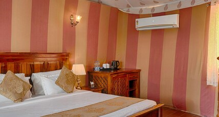 Desert Valley Resort Jaisalmer Room Type - Thar Haveli Luxury Tent with Private Pool Desert Valley Resort Jaisalmer Room Type - Thar Haveli Luxury Tent with Private Pool