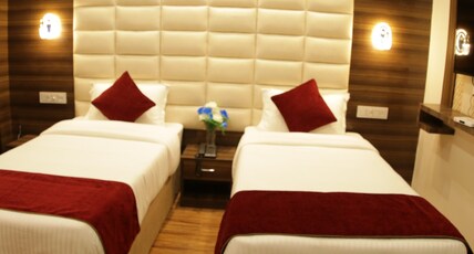 Hotel Royal Castle Room Type - Deluxe Double Room