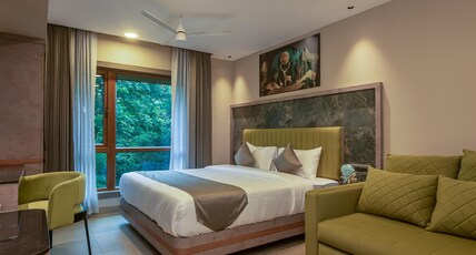 SHARDA RESIDENCY Room Type - Premium Deluxe Triple With Forest View