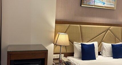 Click Hotel Aurangabad Room Type - Standard Room