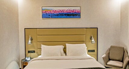 Enrise by Sayaji Nashik Room Type - Standard Room