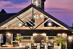 Camp Cedar Bir | Luxury Tents & Rooms