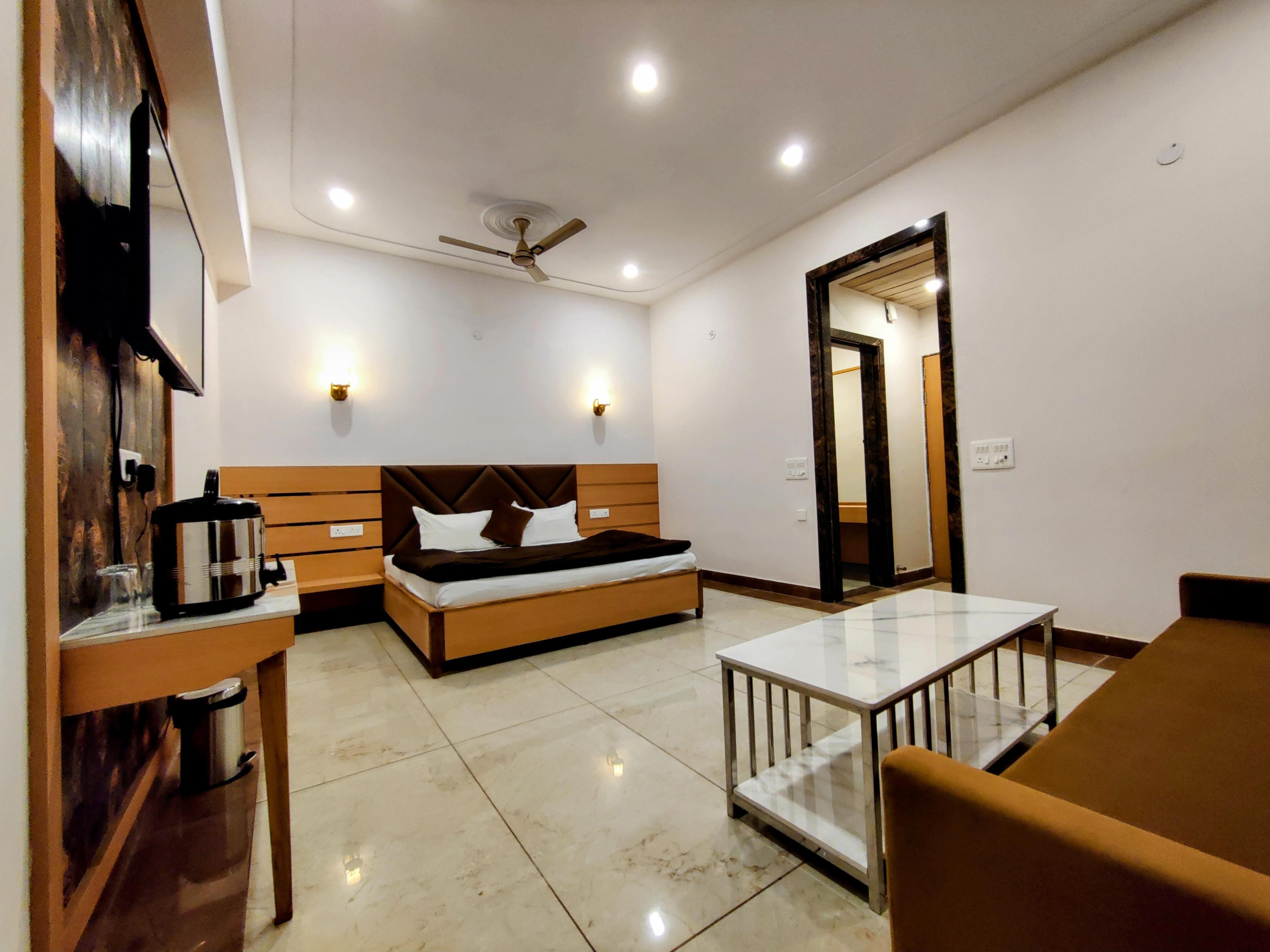 Hotel Sanwariya - Tap to explore photos