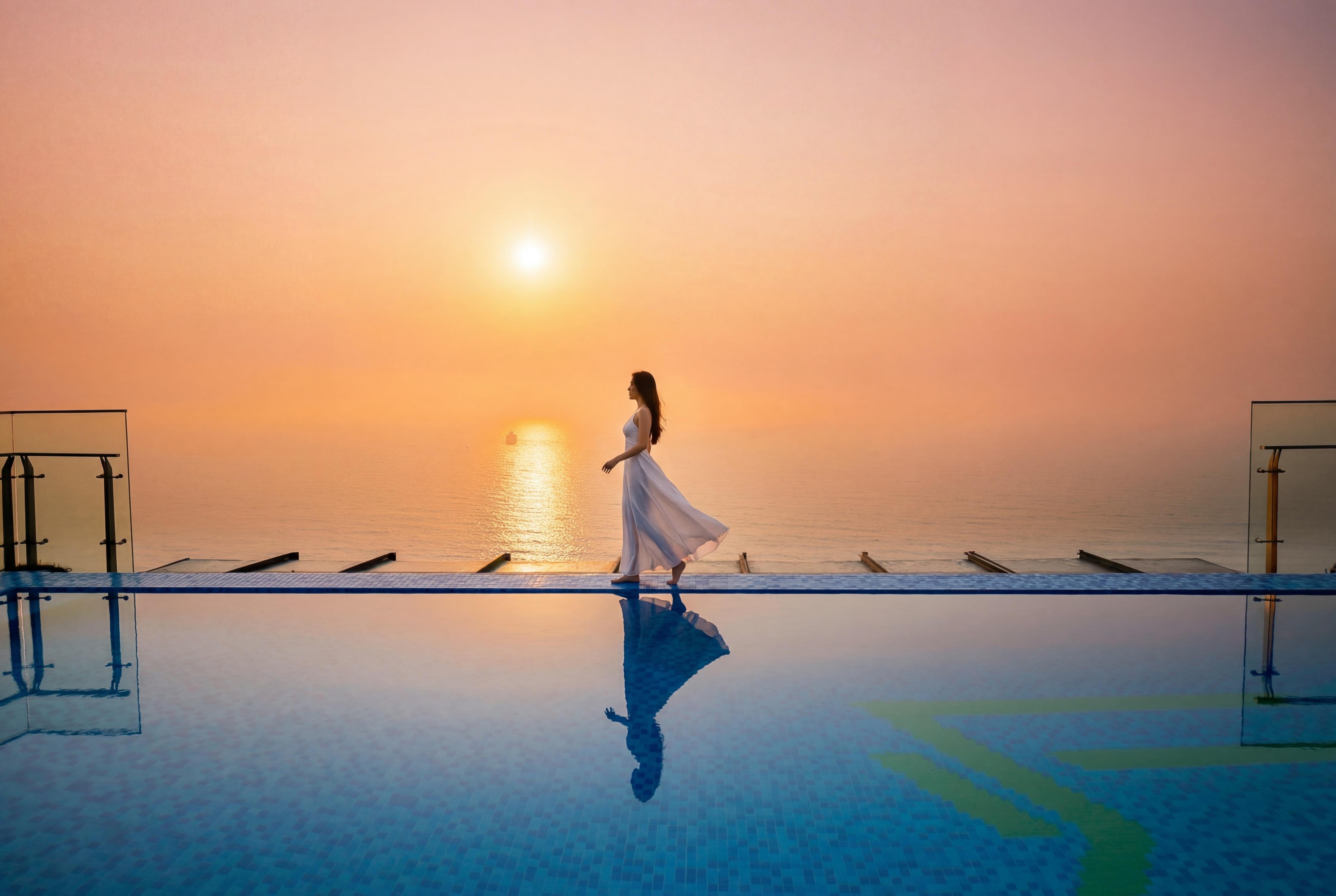 Maximilan Danang Beach Hotel - Tap to explore photos