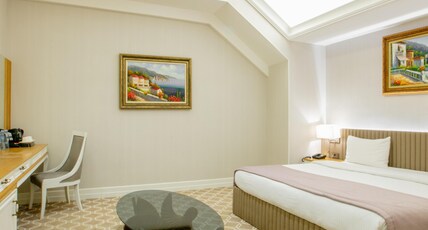 Theatrum Hotel Room Type - Standard Budget no Window Theatrum Hotel Room Type - Standard Budget no Window