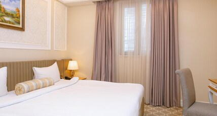 Theatrum Hotel Room Type - Superior Room, 1 King Bed, No view